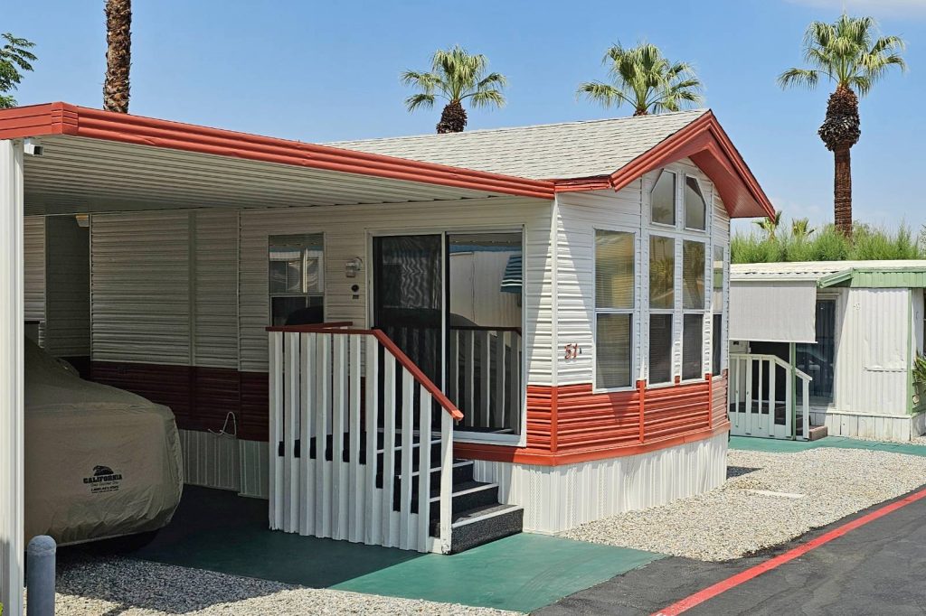 Rancho Mirage RV & Mobile Village